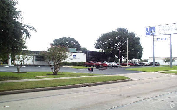 7125 Gulf Fwy, Houston, TX à vendre - Photo de l’immeuble – Image 2 sur 3