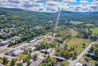 Plus de détails pour 13 Wall St, Northfield, VT - Industriel/Logistique à vendre