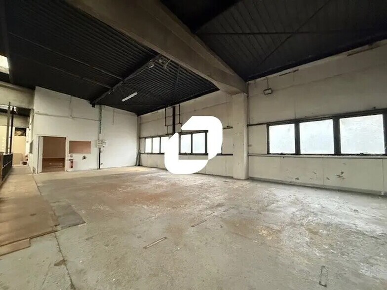 Local d’activités dans SAINT-OUEN-L'AUMONE à louer - Photo intérieure – Image 3 sur 7