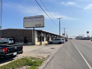 Plus de détails pour 128 N Saginaw Blvd, Saginaw, TX - Local commercial à louer