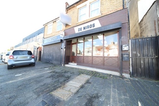 Plus de détails pour 81 Ordnance Rd, Enfield - Local commercial à vendre