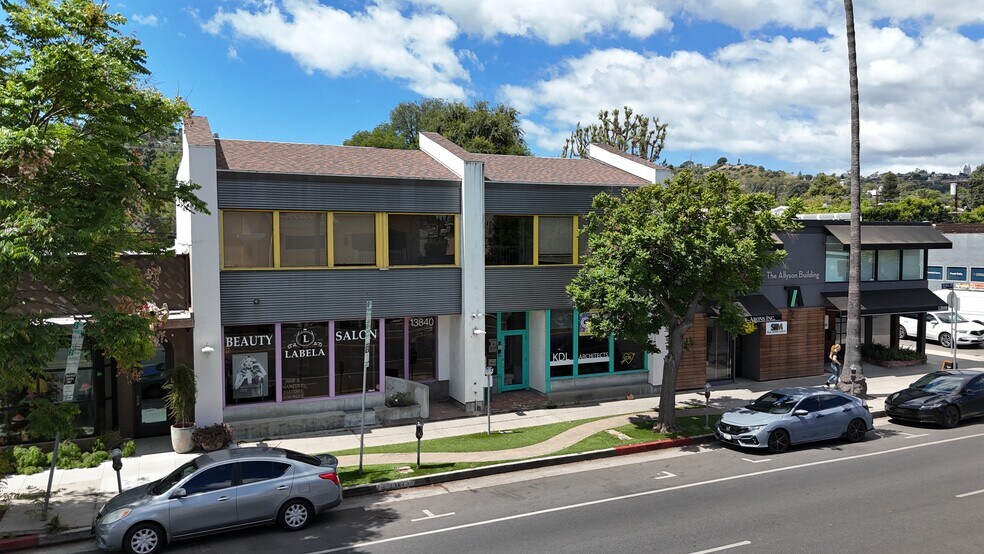 13840 Ventura Blvd, Sherman Oaks, CA à louer - Photo de l’immeuble – Image 3 sur 3