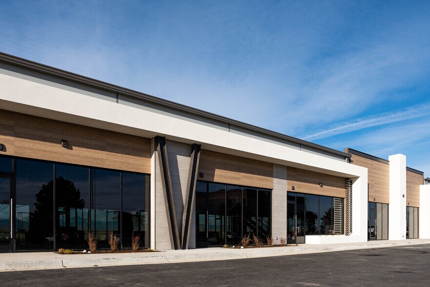 Frontage Rd & Business Park Cir, Firestone, CO à louer - Photo de l’immeuble – Image 2 sur 12