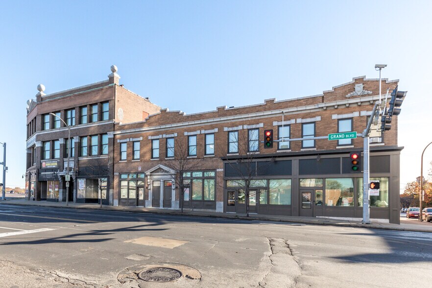 3550-3552 Gravois Ave, Saint Louis, MO à louer - Photo de l’immeuble – Image 3 sur 6