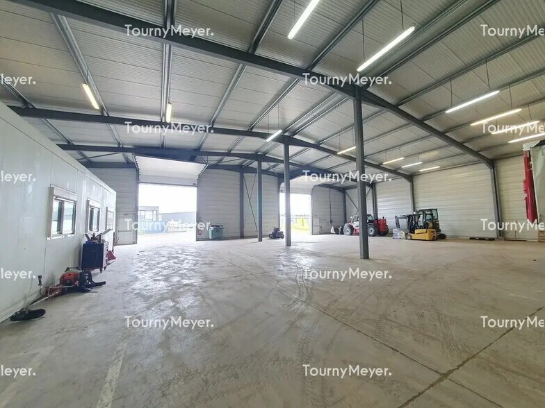 Bureau dans Ambarès-et-Lagrave à louer - Photo intérieure – Image 3 sur 7