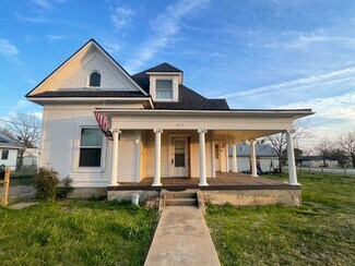 Plus de détails pour 215 W Main St, Lometa, TX - Spécialisé à vendre