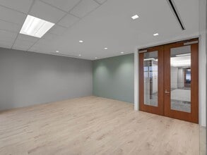 18100 Von Karman Ave, Irvine, CA à louer Photo intérieure– Image 1 sur 14