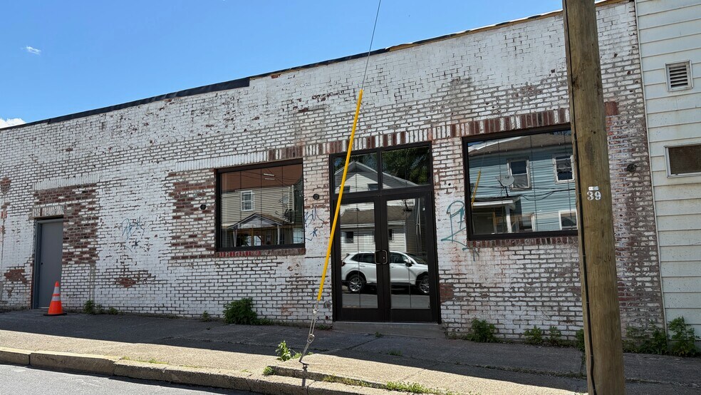 517-519 Columbia St, Hudson, NY à louer - Photo de l’immeuble – Image 1 sur 30