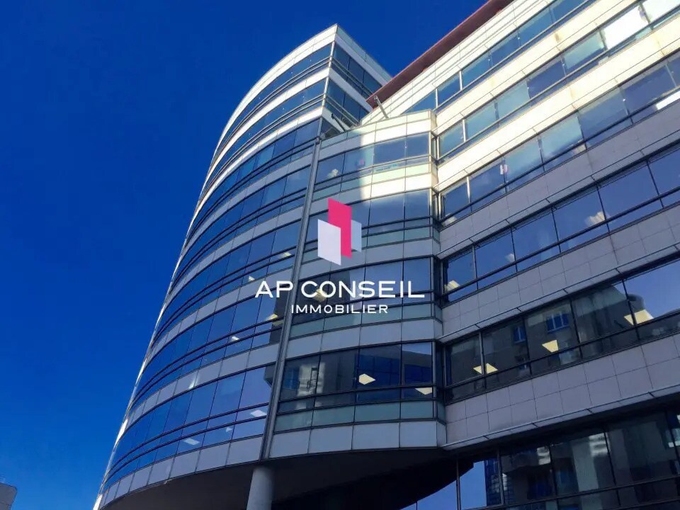  dans Montigny-le-Bretonneux à vendre Photo principale– Image 1 sur 1