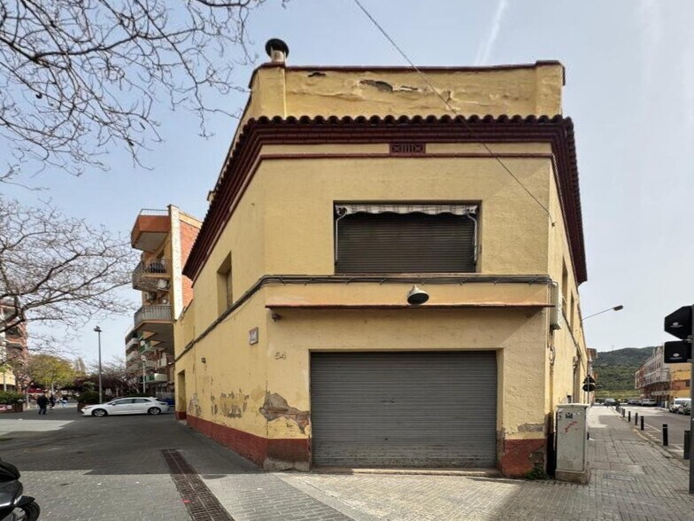 Industriel/Logistique dans Montcada i Reixac, Barcelona à vendre - Photo de l’immeuble – Image 2 sur 11