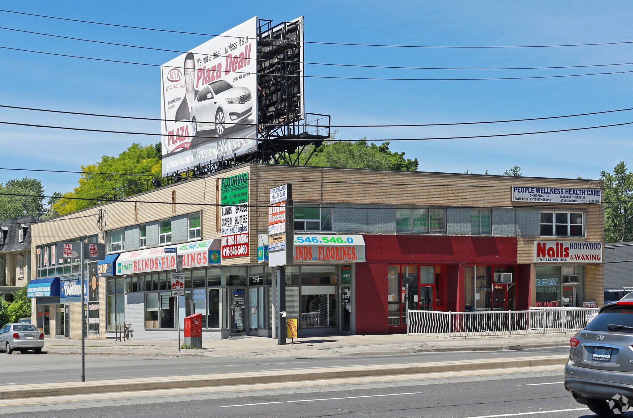 4632 Yonge St, Toronto, ON à vendre Photo principale– Image 1 sur 3