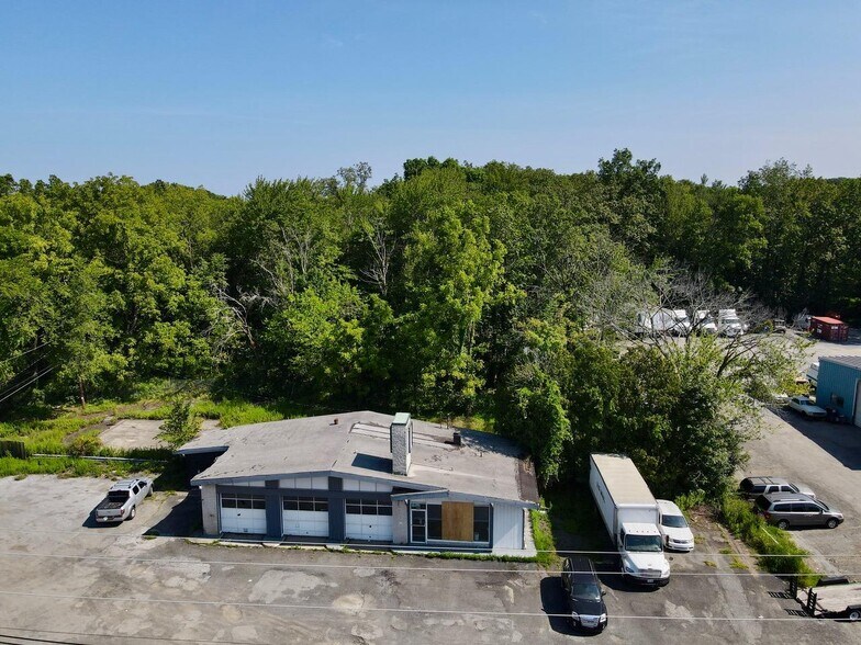 274 Route 17K, Newburgh, NY à louer - Photo de l’immeuble – Image 1 sur 9