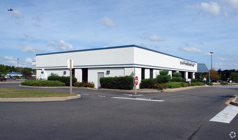 22608 MacArthur Blvd, California, MD à louer - Photo principale – Image 2 sur 16