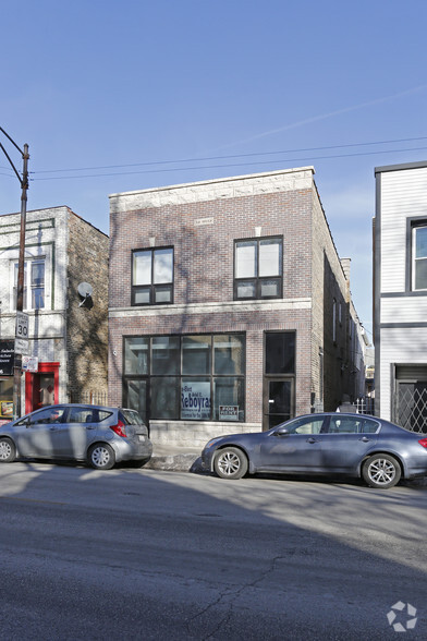 3648 Belmont Ave W, Chicago, IL à louer - Photo principale – Image 1 sur 5