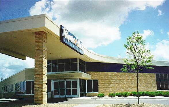3000 Hundertmark Rd, Chaska, MN à louer - Photo de l’immeuble – Image 2 sur 7