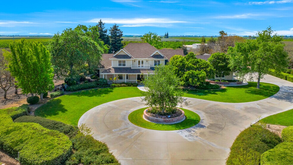 26349 Road 192, Exeter, CA à vendre - Photo principale – Image 2 sur 39