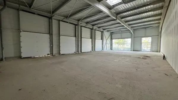 Plus de détails pour Local commercial à louer