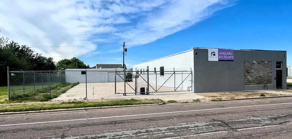 1736 Linwood Blvd, Oklahoma City, OK à vendre - Photo de l’immeuble – Image 1 sur 1