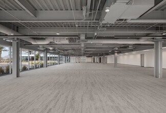 2046 Riverview Auto Dr, Mesa, AZ à louer Photo intérieure– Image 2 sur 6