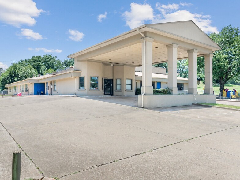 13620 Trinity Blvd, Euless, TX à vendre - Photo de l’immeuble – Image 1 sur 5