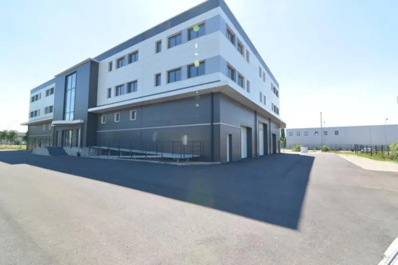 Bureau dans Achères à vendre - Photo de l’immeuble – Image 3 sur 6