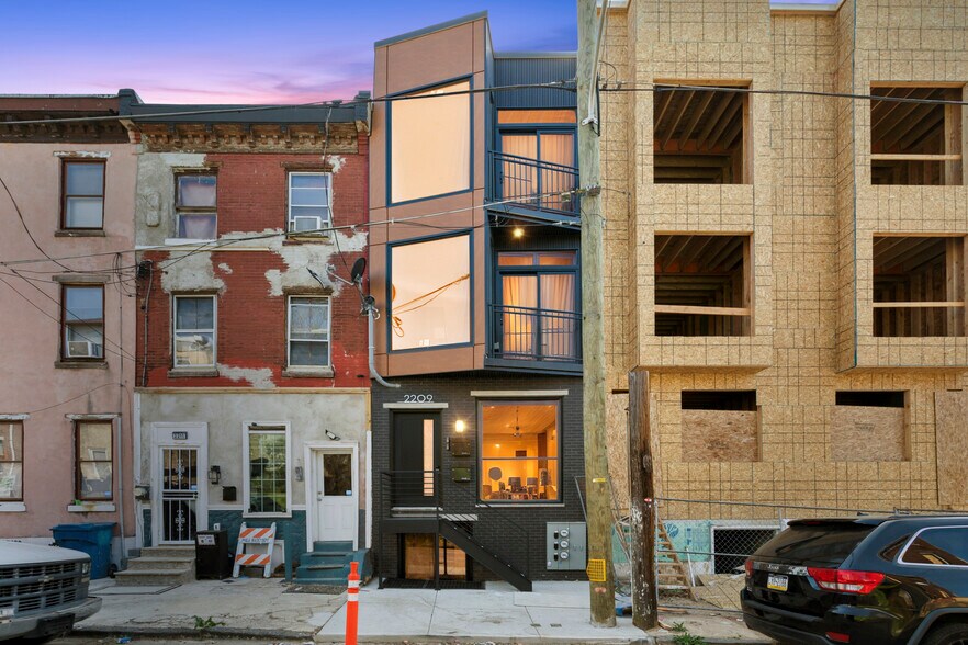 2209 Franklin st, Philadelphia, PA à vendre - Photo principale – Image 1 sur 26