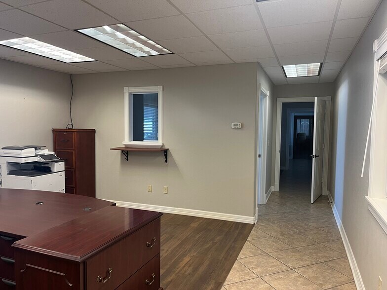 12731 Shiloh Church, Houston, TX à louer - Photo de l’immeuble – Image 3 sur 9