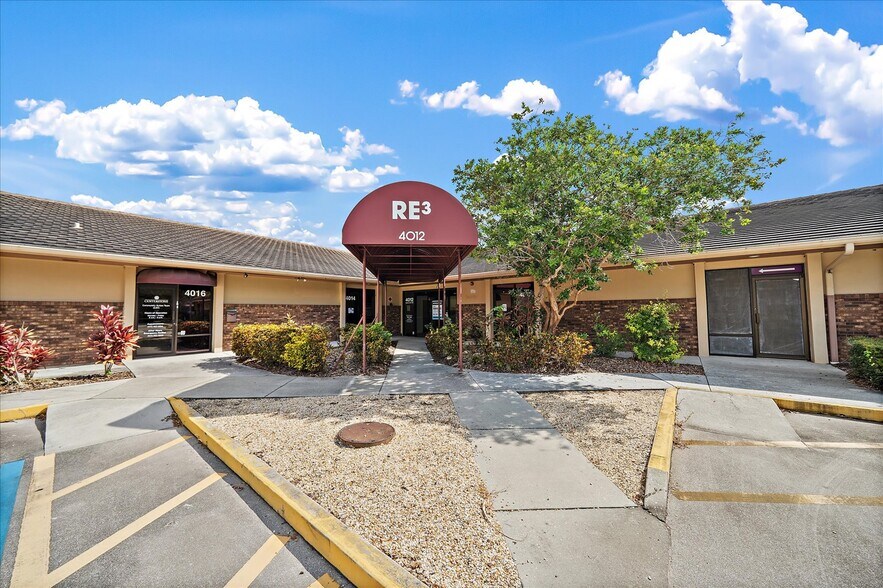 4012-4020 Sawyer Rd, Sarasota, FL à louer - Photo de l’immeuble – Image 3 sur 12