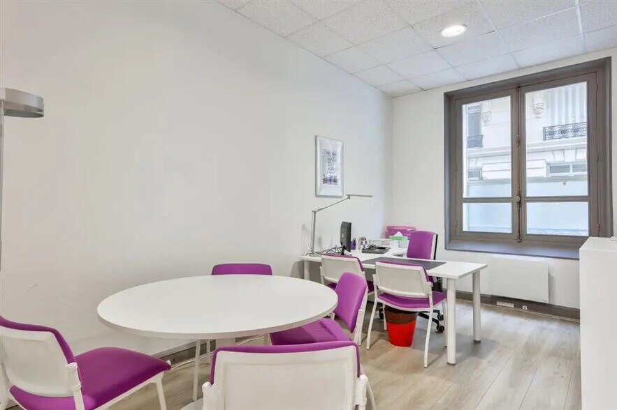 Bureau dans Paris à louer - Photo de l’immeuble – Image 3 sur 9