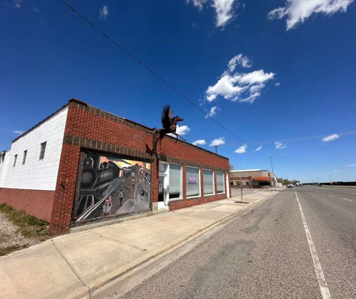 415 Main St., Laurel, MT à vendre - Photo de l’immeuble – Image 2 sur 28