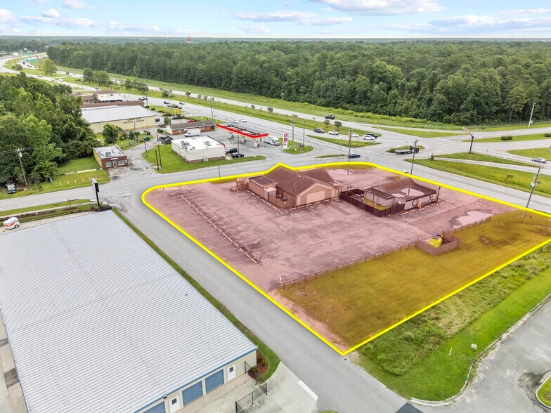 2004 Wilmington Hwy, Jacksonville, NC à vendre - Photo de l’immeuble – Image 1 sur 8