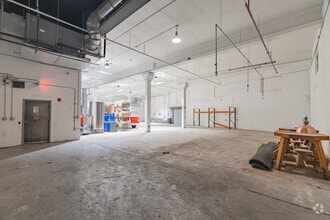 115 NW 6th St, Fort Lauderdale, FL à louer Photo intérieure– Image 2 sur 4