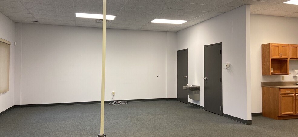 427 W Pike St, Goshen, IN à louer - Photo de l’immeuble – Image 2 sur 11
