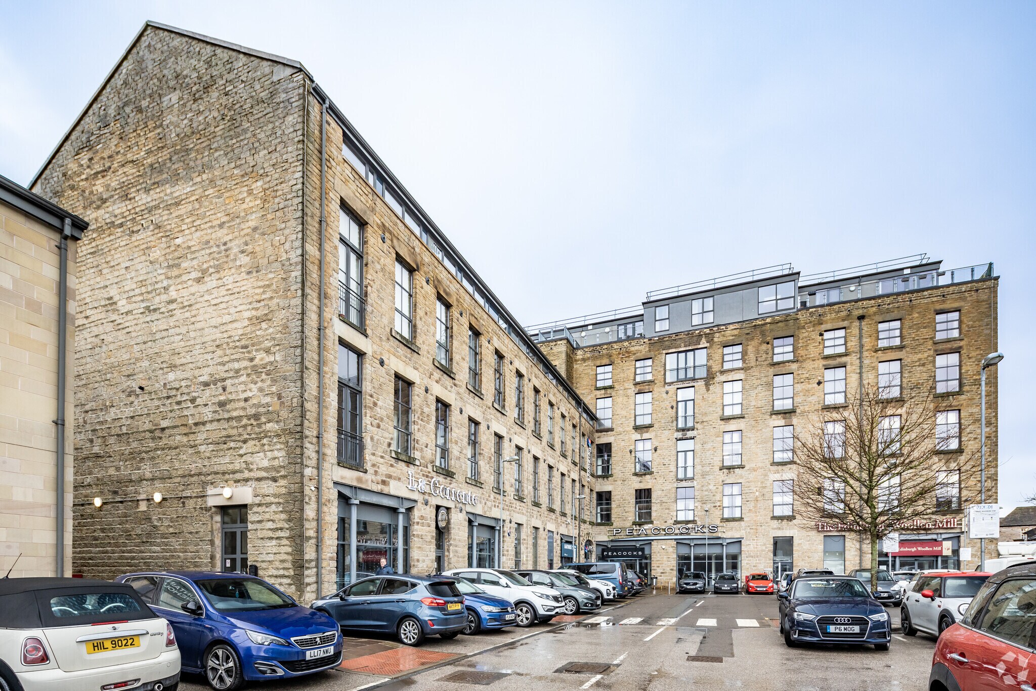 Victoria St, Glossop à louer Photo principale– Image 1 sur 6