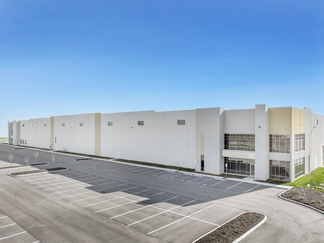 Plus de détails pour 5625 Enterprise Dr, McCordsville, IN - Industriel/Logistique à louer