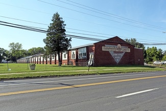 Plus de détails pour 201 W Lincoln Hwy, Penndel, PA - Industriel/Logistique à vendre