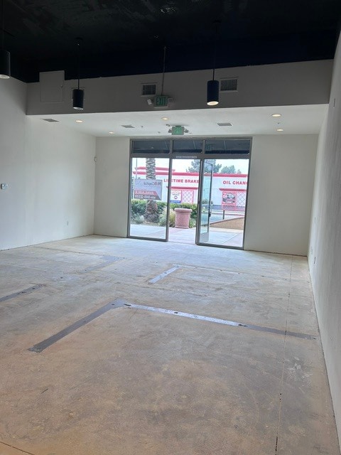 2855 Foothill Blvd, La Verne, CA à louer Photo intérieure– Image 1 sur 5