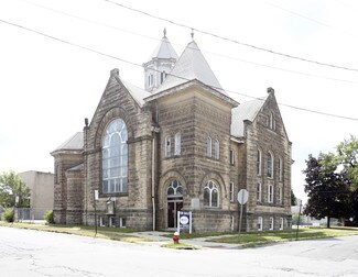 Plus de détails pour 711 Euclid Ave, Toledo, OH - Spécialisé à vendre