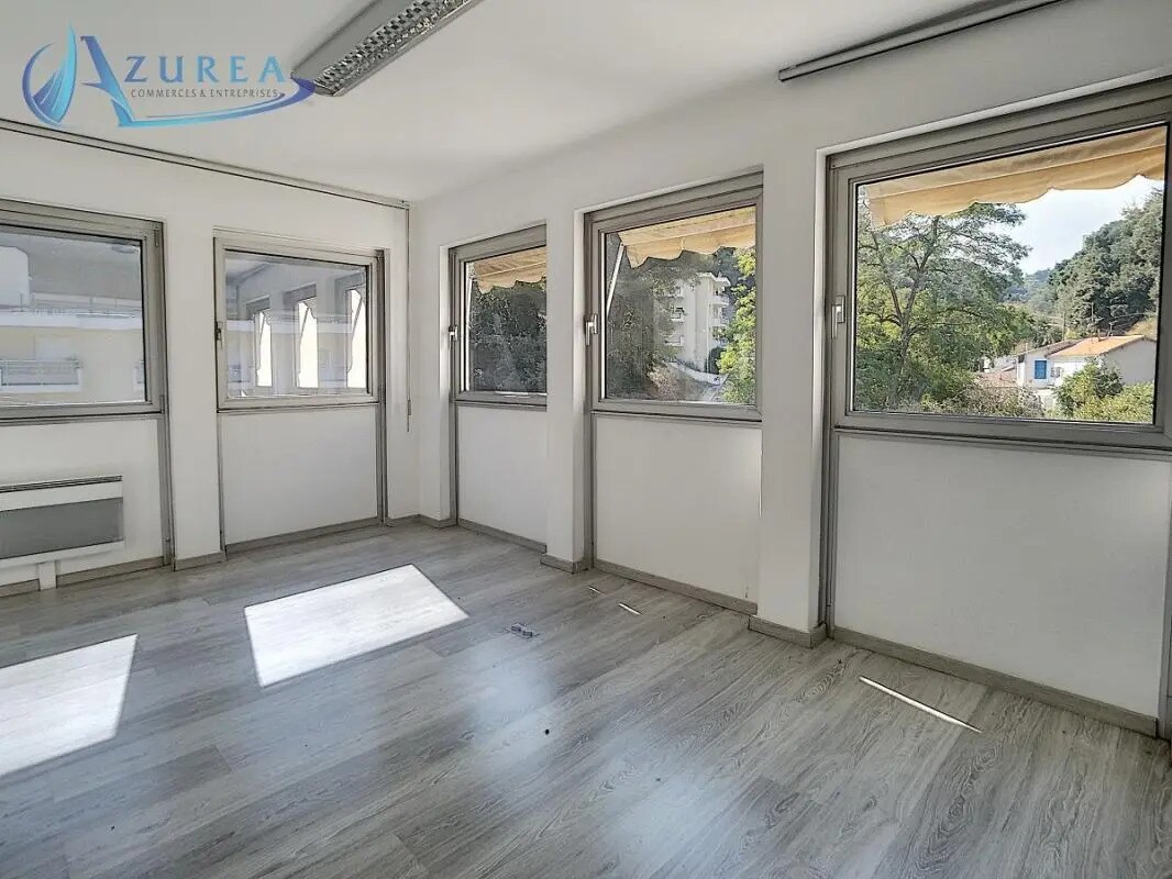 Bureau dans Nice à louer Photo de l’immeuble– Image 1 sur 11