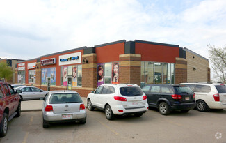 Plus de détails pour 13651 St Albert Trl, Edmonton, AB - Local commercial à louer