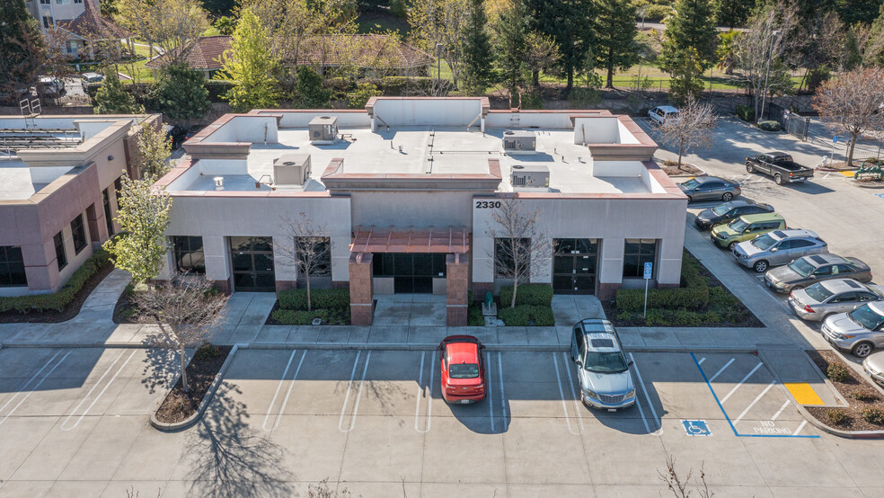 2330 Country Hills Dr, Antioch, CA à louer - Aérien – Image 1 sur 5