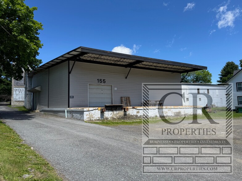 155 Vineyard Ave, Highland, NY à vendre - Photo de l’immeuble – Image 3 sur 50
