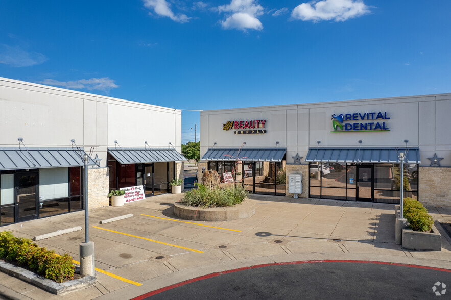 4311 S 31st St, Temple, TX à louer - Photo de l’immeuble – Image 3 sur 6