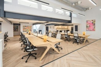 28 Scrutton St, Londres à louer Photo de l’immeuble– Image 1 sur 16