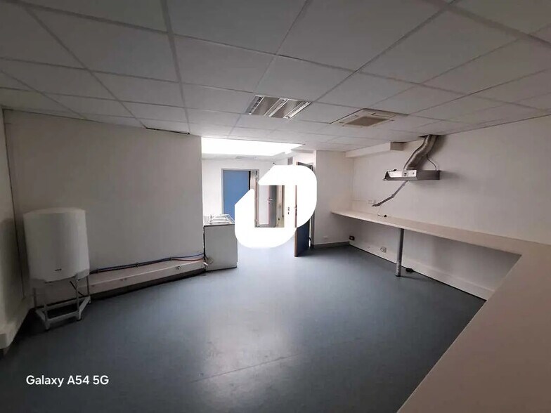 Bureau dans Boulogne-Billancourt à vendre - Photo de l’immeuble – Image 3 sur 5
