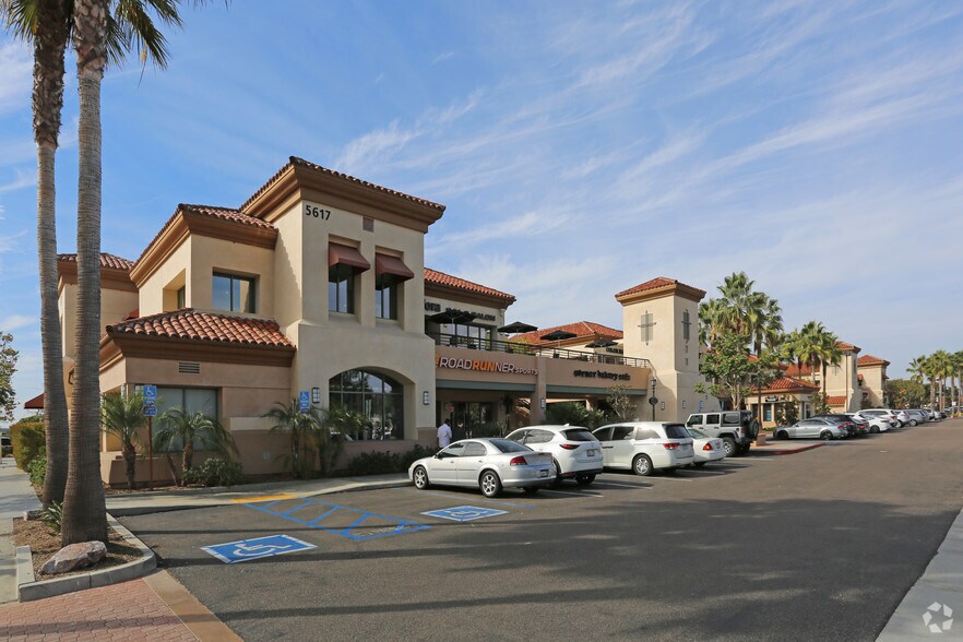 5617 Paseo Del Norte, Carlsbad, CA à vendre - Photo principale – Image 1 sur 9