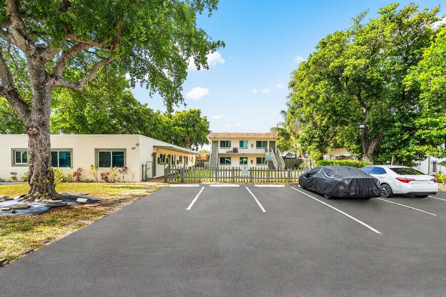 620-630 SW 7th St, Pompano Beach, FL à vendre - Photo de l’immeuble – Image 2 sur 16