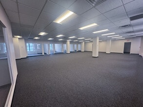 11 Broadway, New York, NY à louer Photo intérieure– Image 2 sur 4