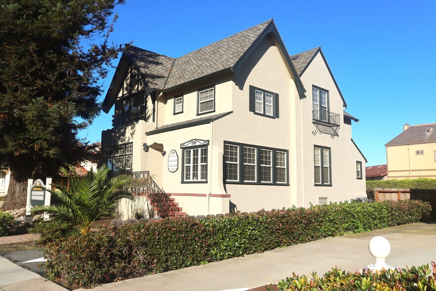 134 Central Ave, Salinas, CA à vendre - Photo de l’immeuble – Image 1 sur 12