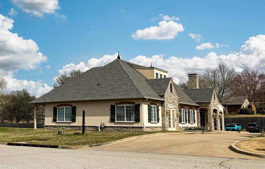 9225 S Toledo Ave, Tulsa, OK à vendre - Photo de l’immeuble – Image 2 sur 12